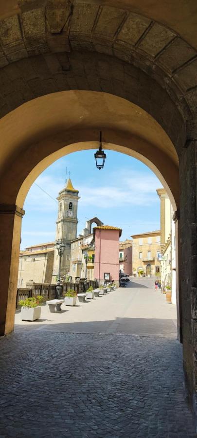 La Chascona Di Farnese Casa Di Tufo Nel Borgo Exterior foto
